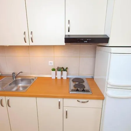 Nona Holiday home Makarska