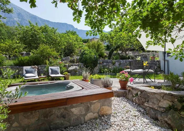 Holiday home Nona Makarska