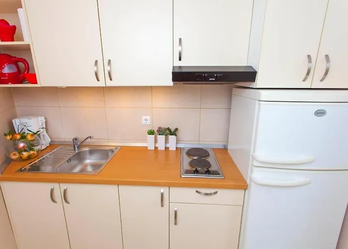 Nona Holiday home Makarska